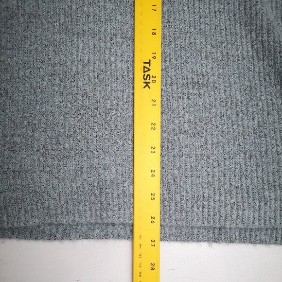 Ricki's Ladies Size Small V-neck Blue w/ Grey Tunic Length Sweater - Picture 10 of 10